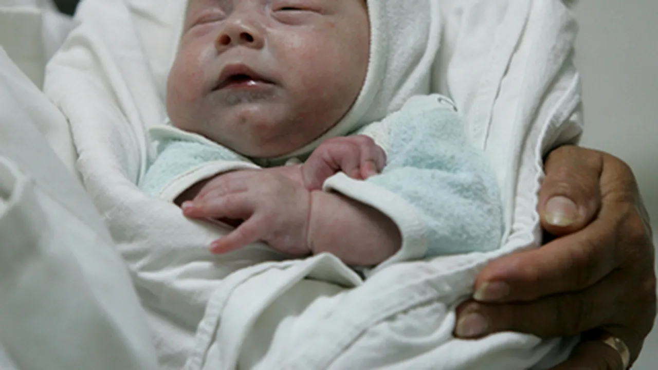 Romanian State To Open EUR500 Education Accounts For Newborns – Draft Law