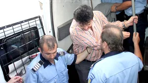 Mircea Băsescu şi Marian Căpăţână au fost miercuri la Tribunalul Constanţa. Avocat: Am cerut control judiciar