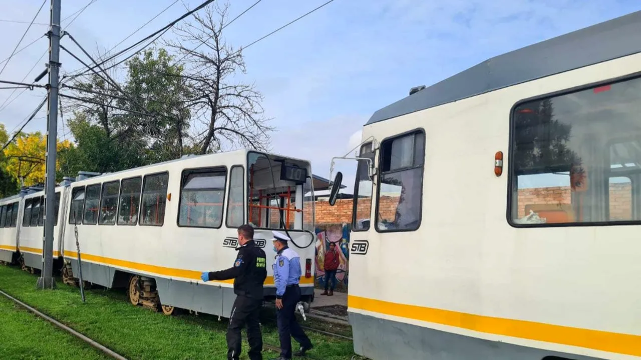 Accident cu victime în Capitală: patru persoane au fost rănite după ce două tramvaie s-au ciocnit