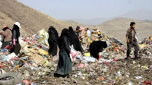 Lumea are la dispoziţie doar 3-4 luni pentru a salva de la foamete oameni din Yemen, Somalia, avertizează Crucea Roşie