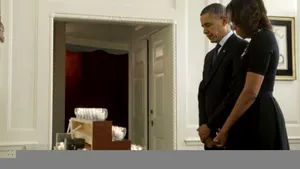 Obama a marcat un an de la masacrul de la Newtown printr-un moment de reculegere la Casa Albă