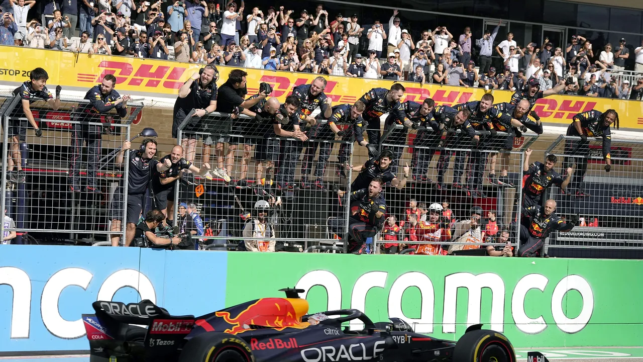Echipa de Formula 1 Red Bull, amendată cu 7 milioane de dolari pentru încălcarea plafonului de costuri