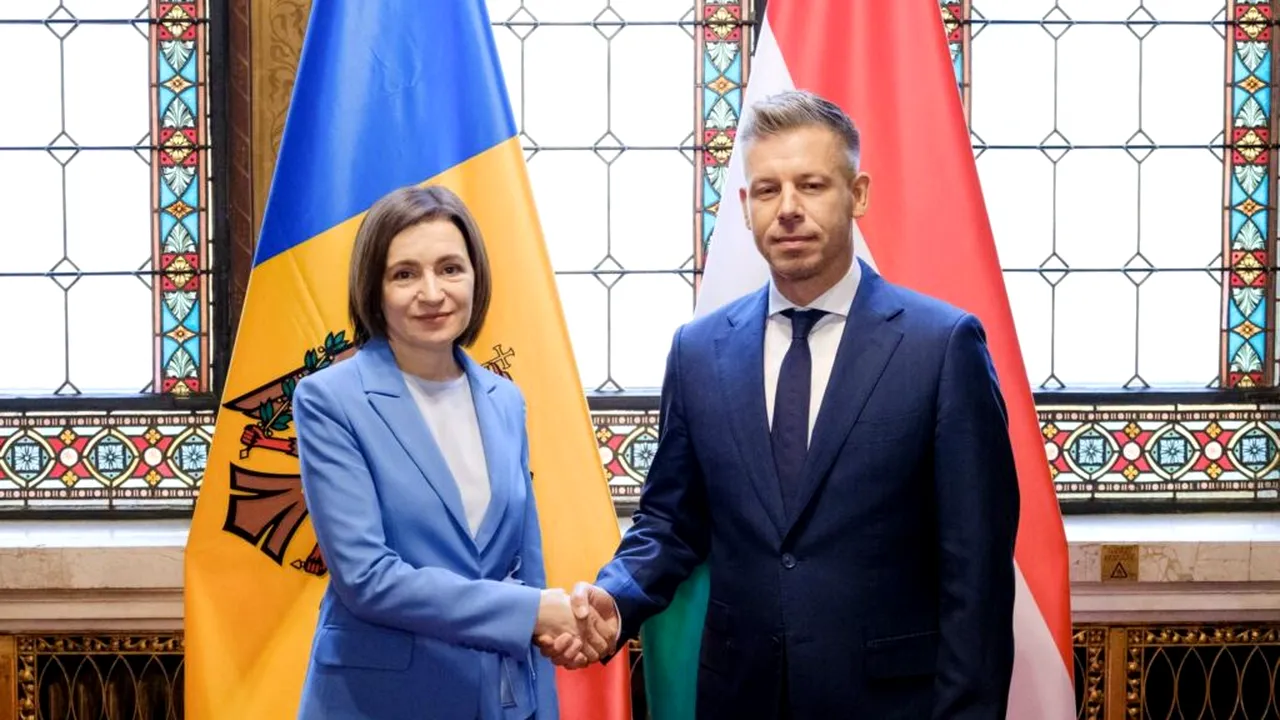 70 de ani de la Revoluția anticomunistă maghiară-ceremonii. Europarlamentar român: Maia a fost acolo la Budapesta, așa cum e normal, diplomatic deștept. Este cel mai bun președinte pe care nu l-am avut vreodată