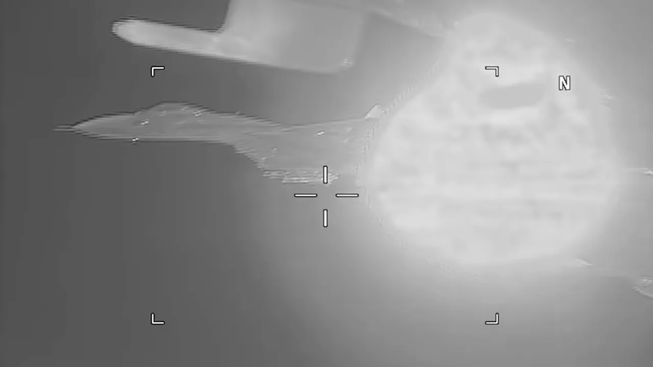 Incident între un avion militar rus şi unul american deasupra Mării Negre. Washingtonul: Este un act „iresponsabil”/ Reacţia Moscovei | VIDEO