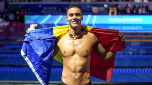 Unul dintre rivalii lui David Popovici, impresionat de reușita românului la Campionatul Mondial de Natație: „Ce bucuros sunt să mai aud și eu un alt imn”
