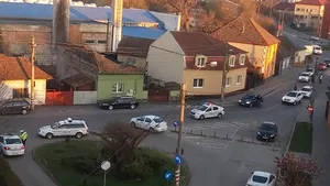 O listă cu 15 persoane infectate cu noul COVID-19 a circulat, în Mureş, pe paginile de Facebook şi pe Whatsapp 