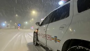 Red code for snowfall in Bucharest: triple number of calls to 112, most between 7-8 am