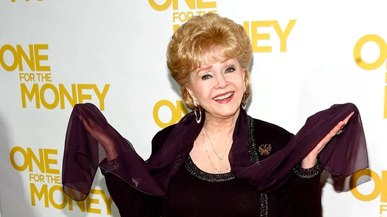 Debbie Reynolds va lipsi de la gala Oscarurilor onorifice, deoarece a fost operată recent