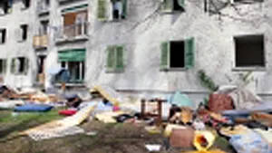 Imobile devastate de romi români, la Geneva