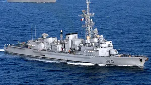 O navă de război franceză a doborât două drone lansate de pe coasta Yemenului