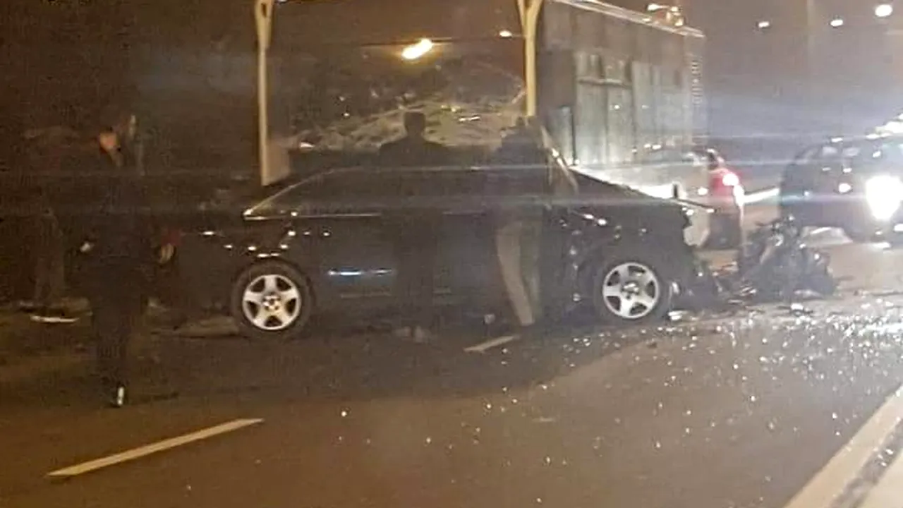 Accident GRAV, în timpul nopţii, pe Şoseaua Petricani din Capitală. Impact frontal cu un autobuz, două persoane au murit - FOTO