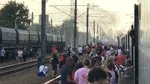 Incendiu la locomotiva unui tren cu 15 vagoane în Gara Palas din Constanța