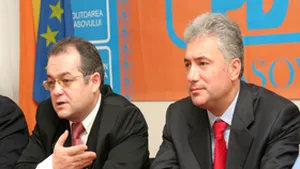 COM: Democraţii duc războiul pentru europarlamentare cu muniţie de producţie internă