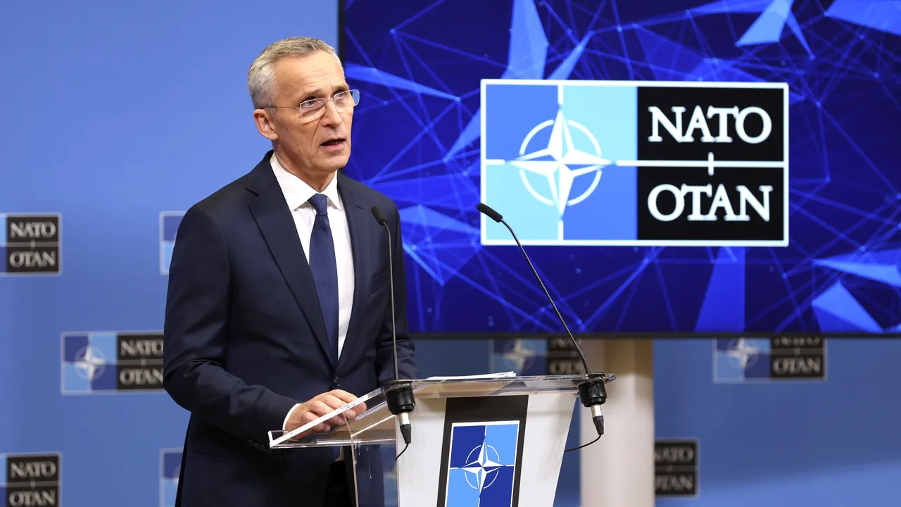 Stoltenberg critică apropierea Chinei de Rusia şi decizia Moscovei a staţiona arme atomice în Belarus