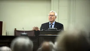 Eugen Simion a promis oraşului Tg. Mureş manuscrisele în facsimil ale lui Eminescu