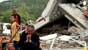 CUTREMURUL DIN CHINA - Bilanţul victimelor: 188 de morţi, 25 de dispăruţi şi aproape 11.500 de răniţi. Operaţiunile de salvare se intensifică