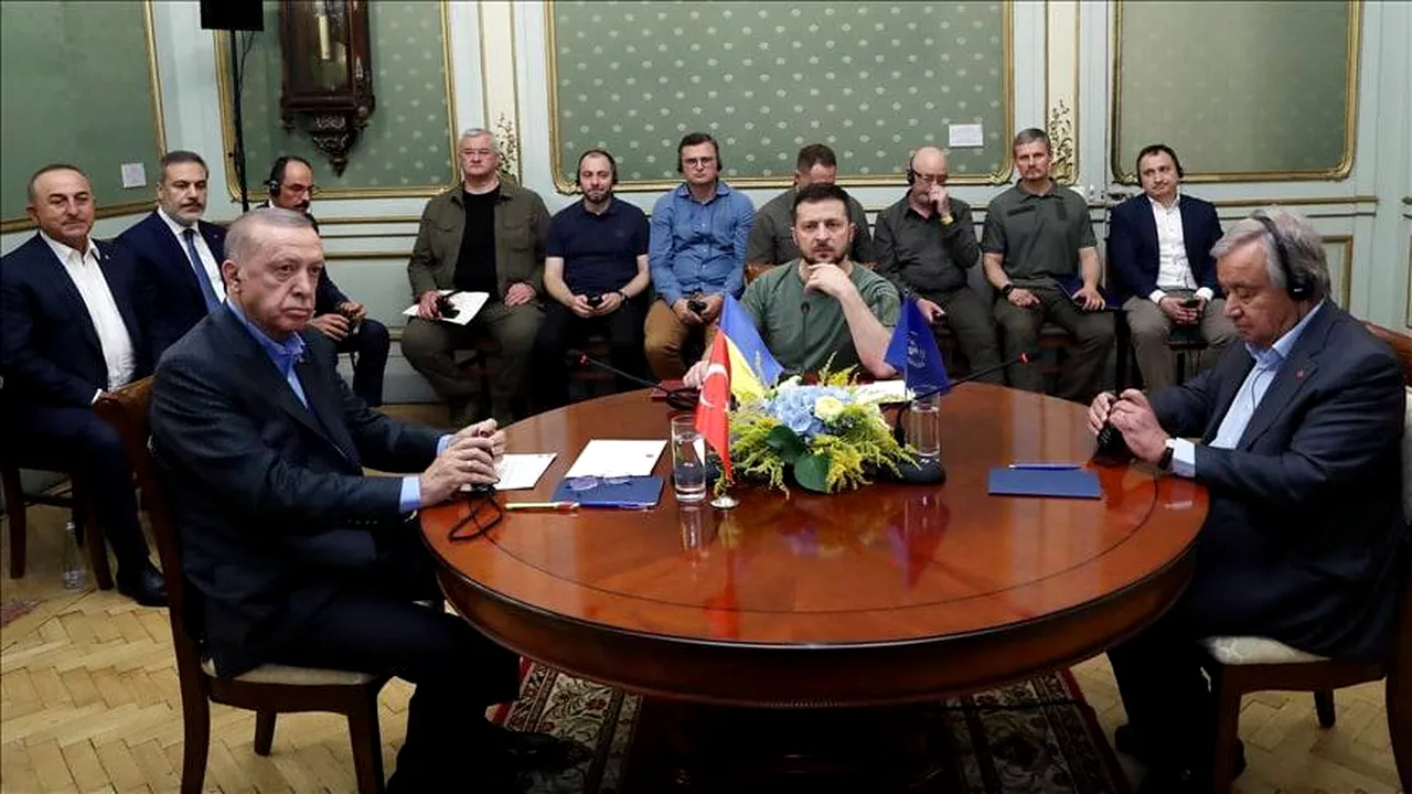 Războiul din Ucraina, ziua 176. Întâlnire între Zelenski, Erdogan şi Guterres la Lviv. Liderul ucrainean cere securizarea centralei Zaporojie. Armata ucraineană obţine noi victorii în teritoriile ocupate. Ruşii bombardează Harkov