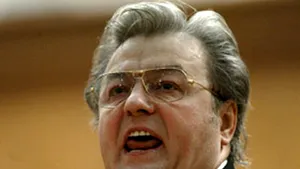 Vadim Tudor: Poziţia mea faţă de cererea PC pentru funcţiile din Senat este că sunt nişte imbecili