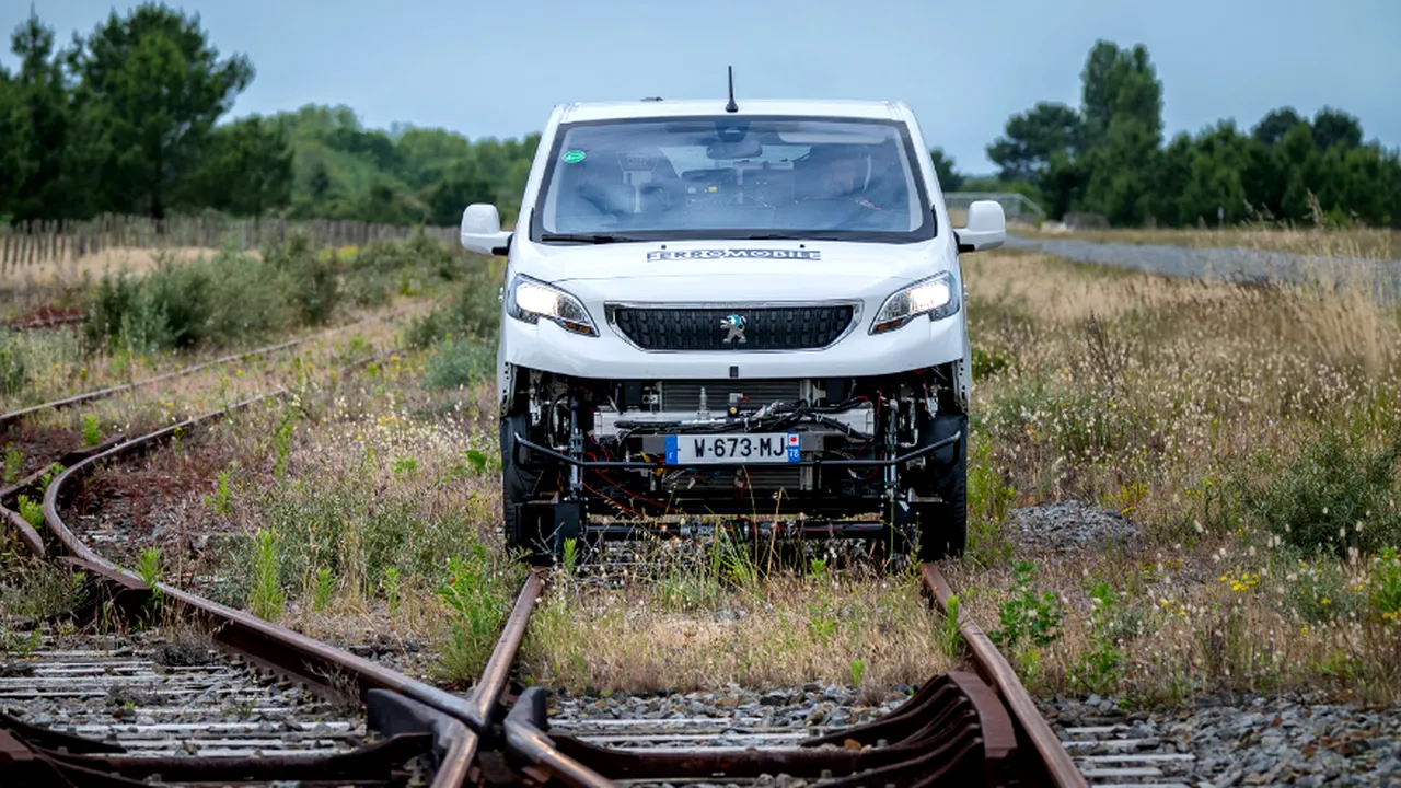 Inginerii francezi au găsit o soluție inedită pentru utilizarea șinelor de tren abandonate