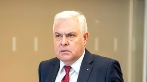 Angel Tîlvăr: ,,Violența în școli - un subiect pe cât de îngrijorător, pe atât de actual,,