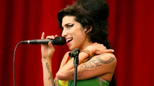 Amy Winehouse ar putea primi interdicţie în S.U.A