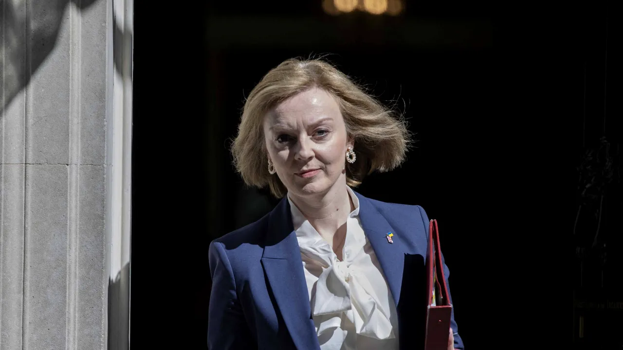 Marea Britanie este deschisă la ideea unui tribunal penal internaţional care să îl judece pe Putin