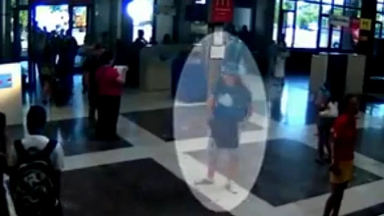Primele imagini cu bărbatul suspectat că a comis atentatul din Burgas - VIDEO 