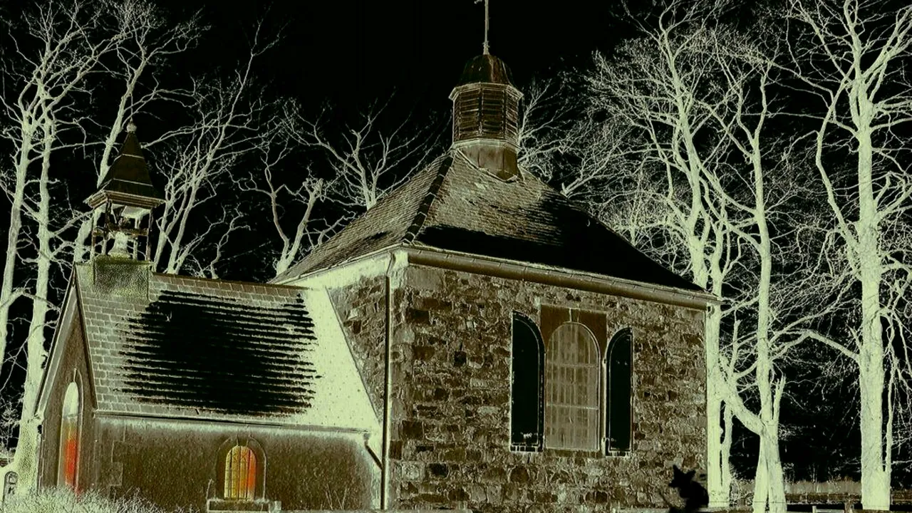 O jurnalistă susține că a avut o experiență paranormală într-un sat părăsit: Am vrut să fug, nu voi uita ce am simțit