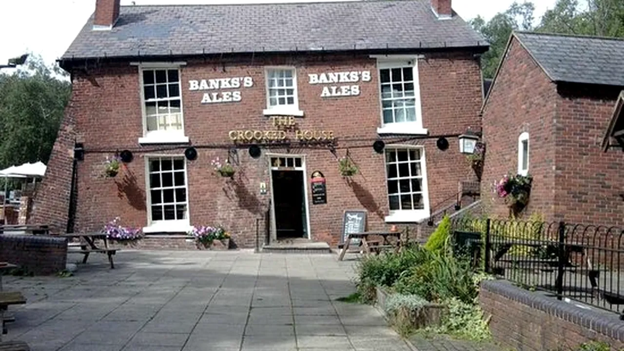 „Cel mai ciudat pub din Marea Britanie