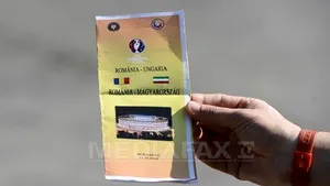 Fanii maghiari, iritaţi după ce au primit pliante informative cu steagul Ungariei prezentat greşit