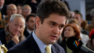 Paleologu: Politicianul român e atât de bădăran încât unei femei îi este greu să supravieţuiască