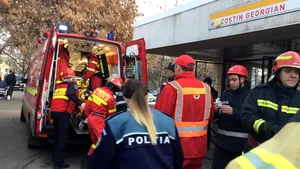 Un tânăr s-a aruncat în faţa metroului, la staţia Costin Georgian | FOTO, VIDEO