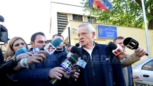 Sorin Oprescu vrea să se interneze, la o zi după eliberare: Primarul suspendat a depus o cerere la Tribunalul Bucureşti