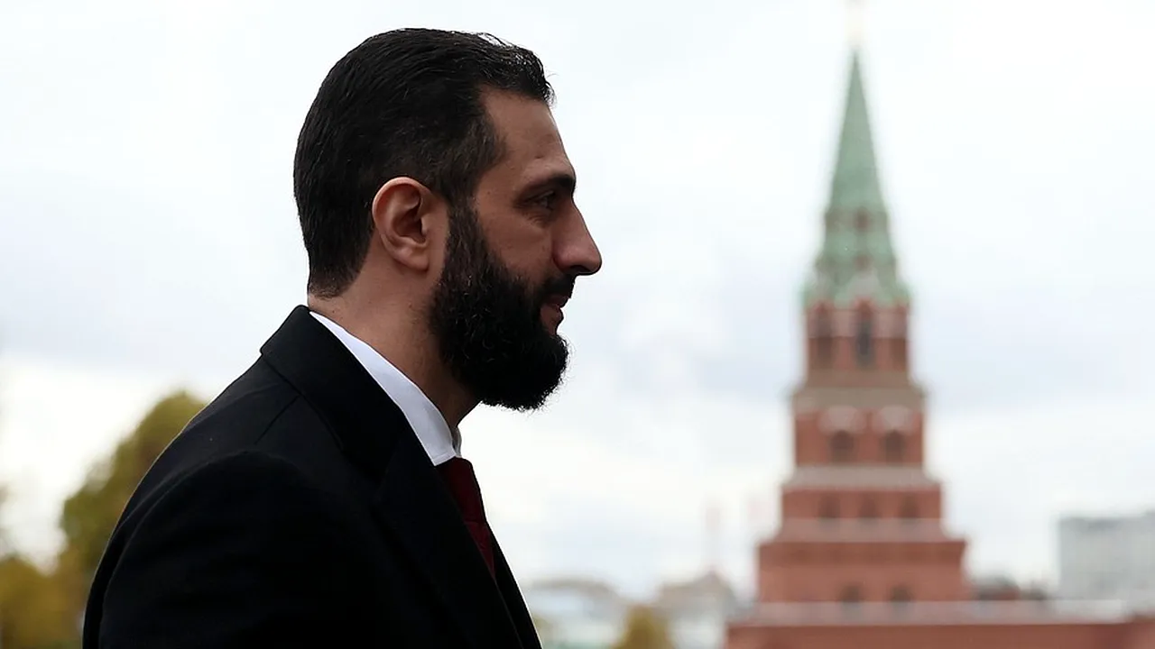 Al-Sharaa devine primul președinte sirian care va vizita Casa Albă, după o ascensiune neobișnuită