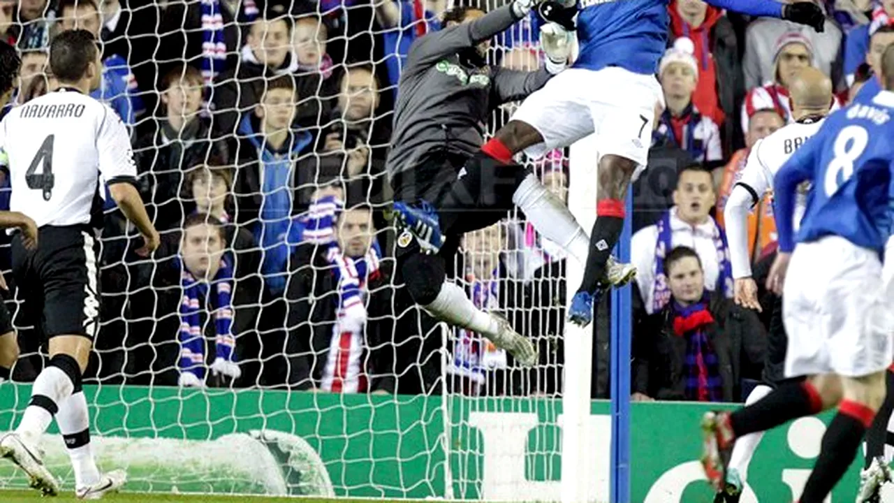 Dundee FC o va înlocui pe Glasgow Rangers în prima ligă scoţiană