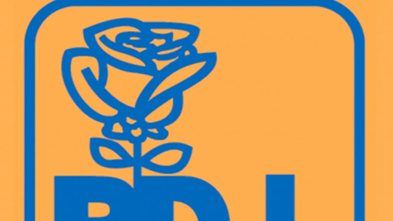 Corlăţean: PDL să cedeze trandafirul pe care l-a ţinut captiv