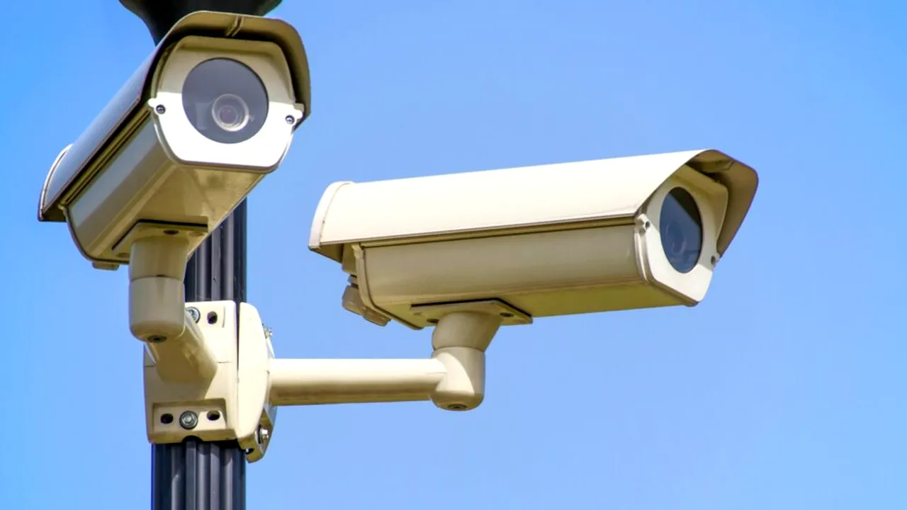 Peste 600 de camere video, instalate în Sectorul 4, lângă școli, grădinițe și locuri de joacă
