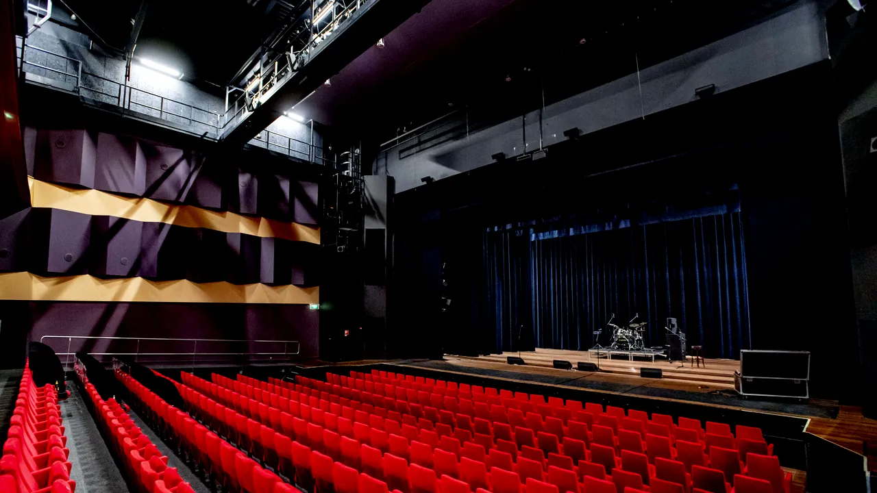 Alexandria face revoluţie. ,Ideo Ideis” este cel mai mare festival de teatru tânăr 