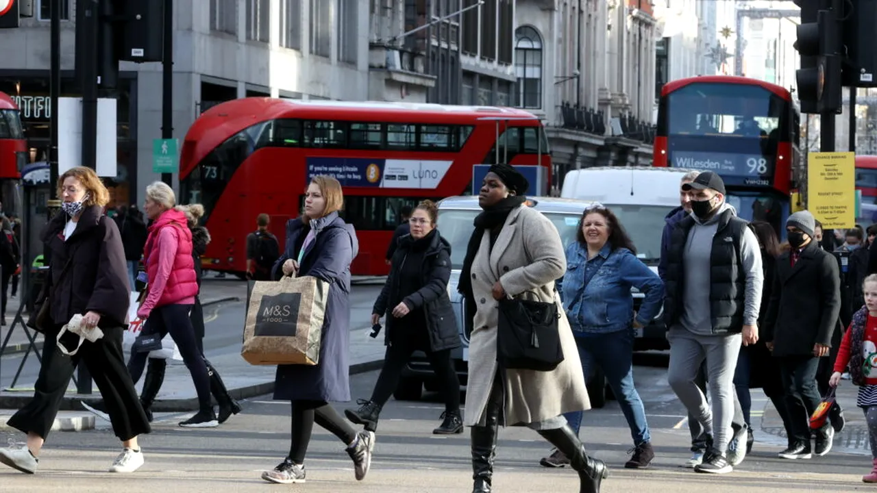 Londra: O arteră comercială faimoasă devine alee pietonală. Proiectul a fost analizat de peste 20 de ani