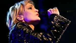 Patricia Kaas va reprezenta Franţa la Eurovision (Video)