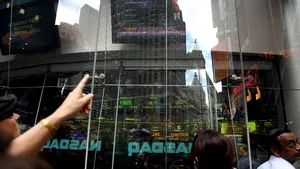 Economia Statelor Unite înregistrează o revenire mai rapidă decât era de aşteptat 