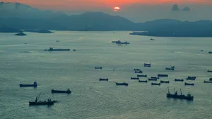 China va „zdrobi orice intruziune ostilă” în Marea Chinei de Sud, afirmă un înalt oficial militar