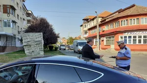 O nouă încălcare a regulilor de circulaţie. Darius Vâlcov, amendat după ce şi-a parcat maşina într-un loc nepermis