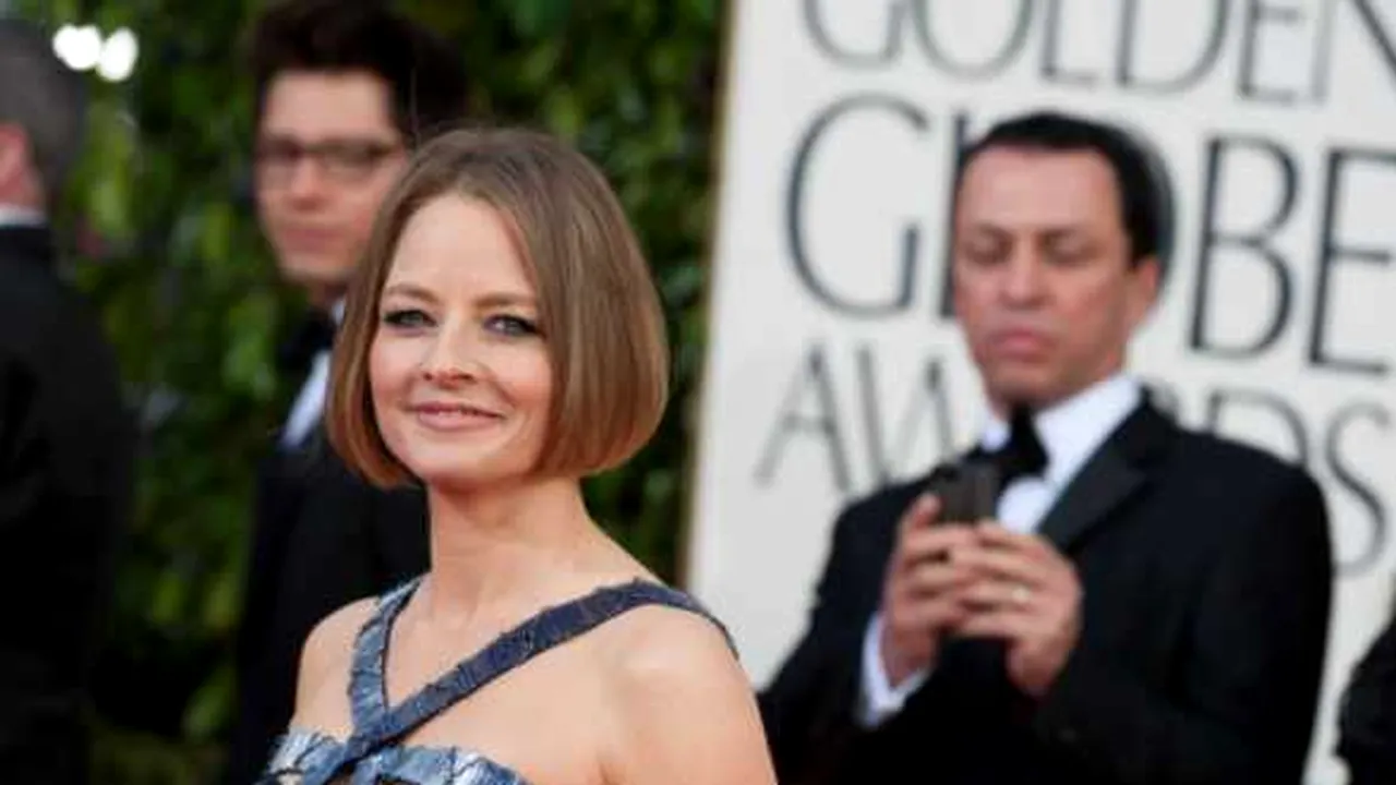 Jodie Foster, la 50 de ani: Cum arată în prezent actriţa. Speculaţia legată de Mel Gibson - FOTO