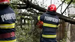 Bilanț IGSU: O persoană decedată și zeci de localități afectate de fenomenele meteo severe