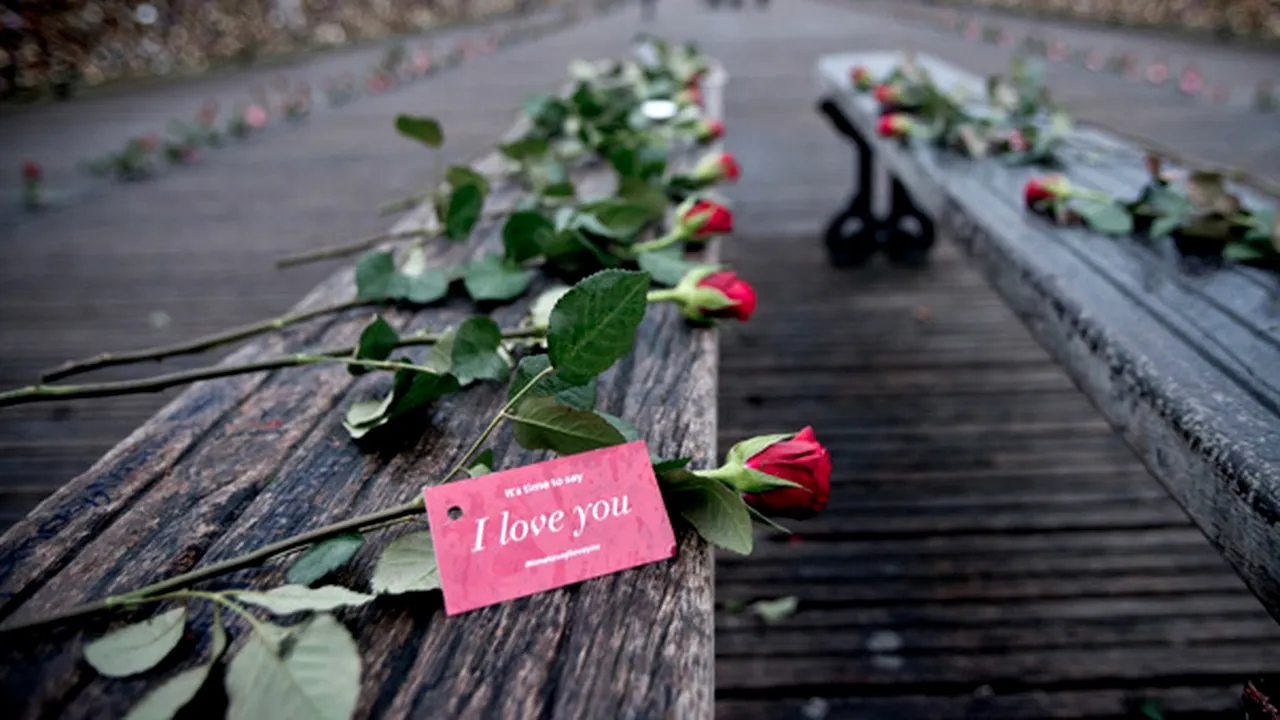 Valentine's Day, sărbătoarea occidentală a iubirii împrumutată şi de români