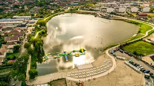 Cel mai nou loc pentru sport şi agrement în Sibiu: sporturi nautice, plajă cu nisip şi plajă verde