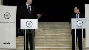 James Comey: 32 de ofiţeri români au absolvit Academia Naţională a FBI - VIDEO