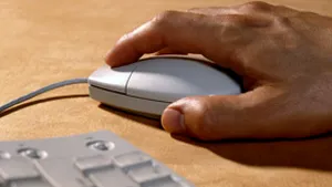 Sesizările pacienţilor şi medicilor, preluate acum şi pe e-mail