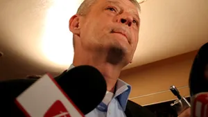 Oprescu susţine că Negoiţă a interzis accesul ONG-urilor în secţiile de votare din Sectorul 3
